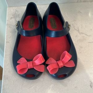 Mini Melissa navy with pink bow jelly sandals, size toddler 9